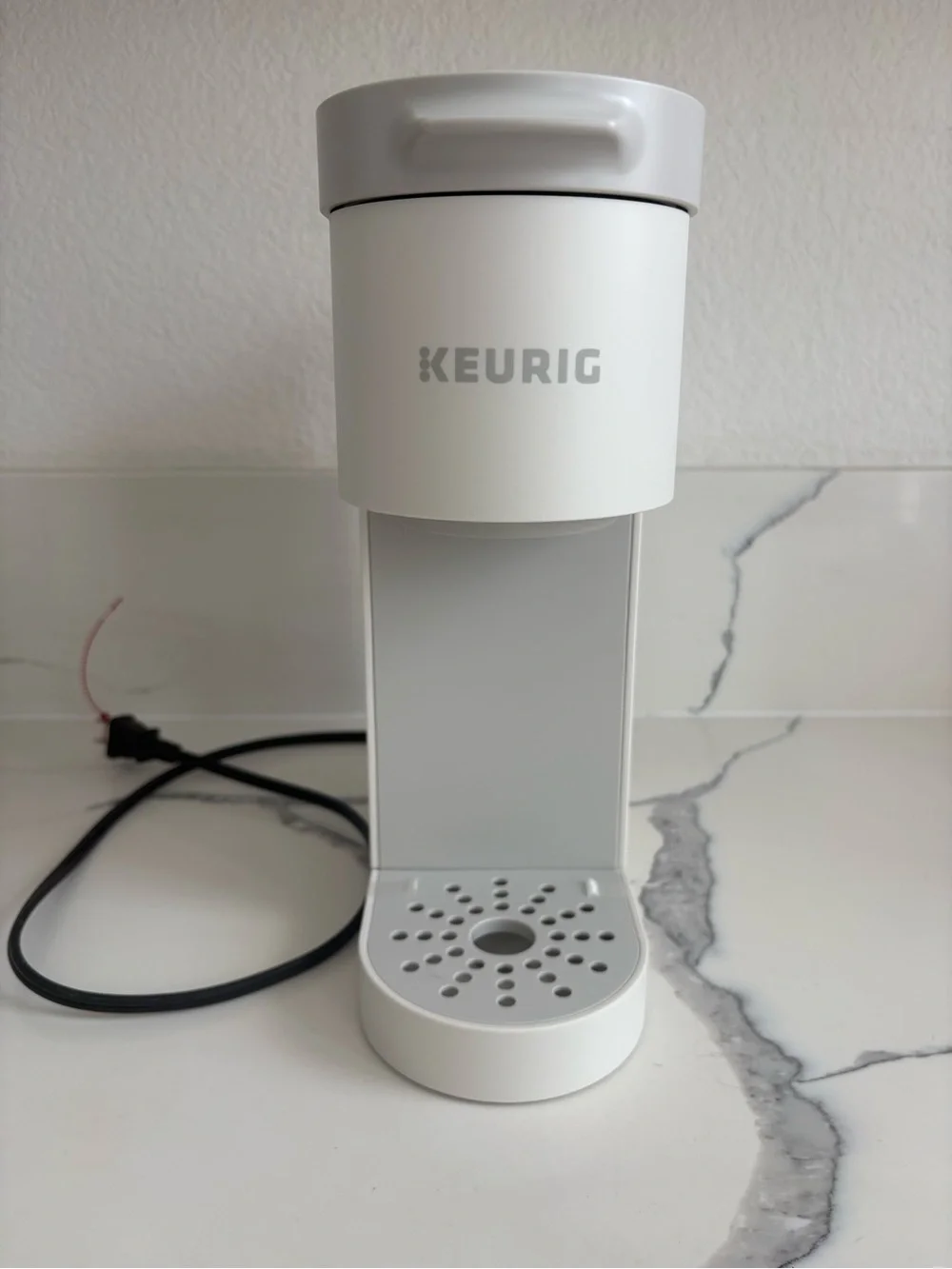 Keurig Single-Serve K-Cup Coffee Maker in White NWOT - Brand new w/out Box